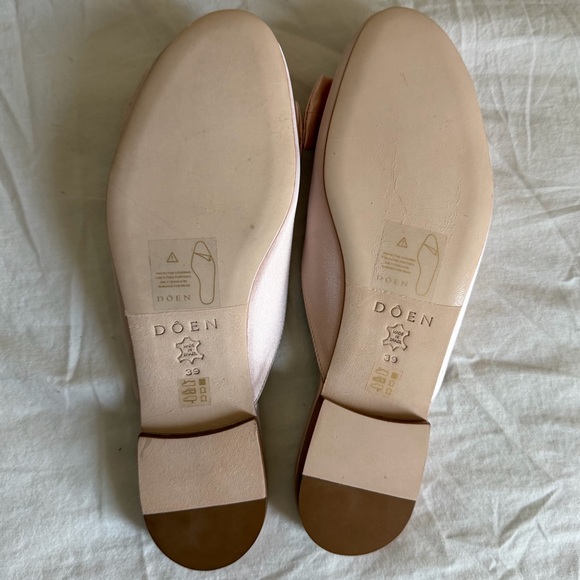 Doen Tilly Mule in Peche Satin - Picture 2 of 4